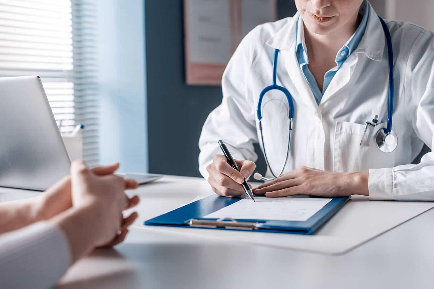 Exames laboratoriais essenciais para identificar a deficiência de ferro
